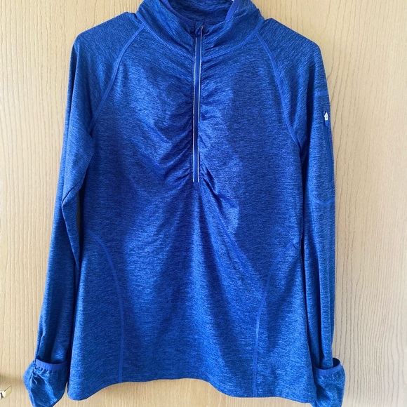 Kirkland Signature Tops - Kirkland Signature Women’s Athletic Sweatshirt M